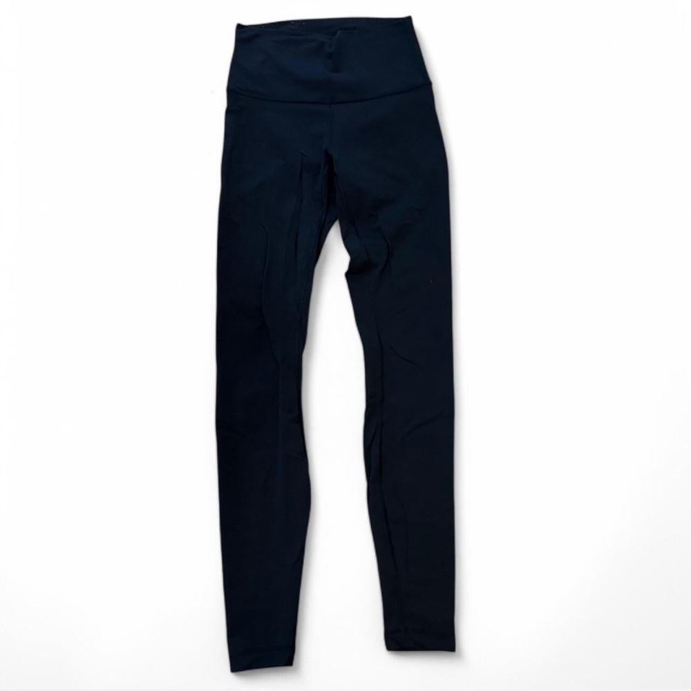 Lululemon - Picture 3 of 4